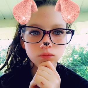 Meet your Posher, Candace